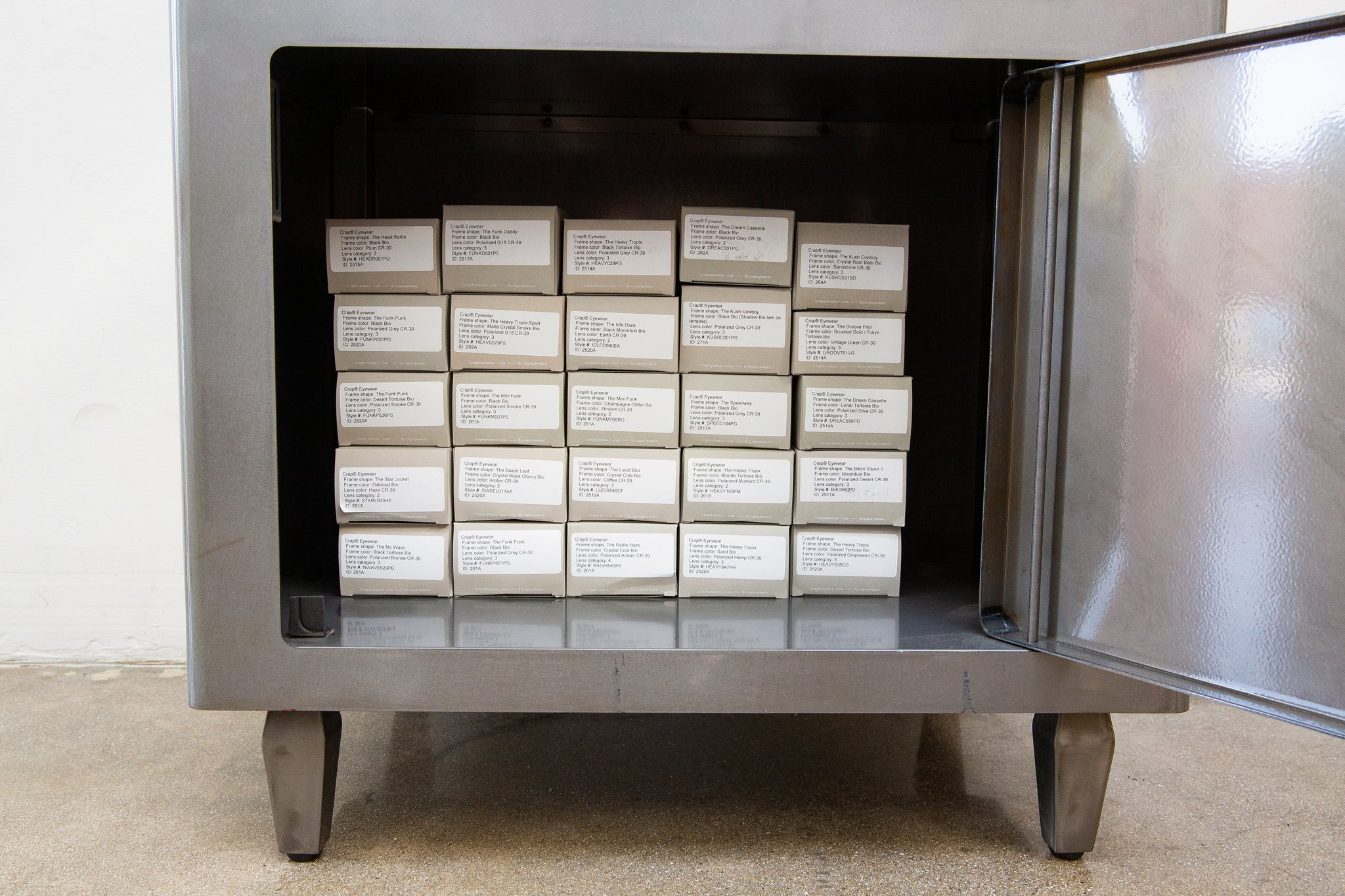 -Floor Cabinet Display-4