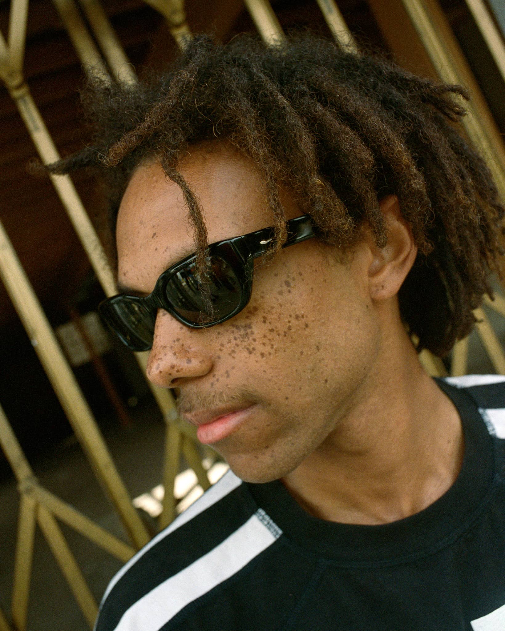 -The Gothic Breeze - Black Bio Polarized-3