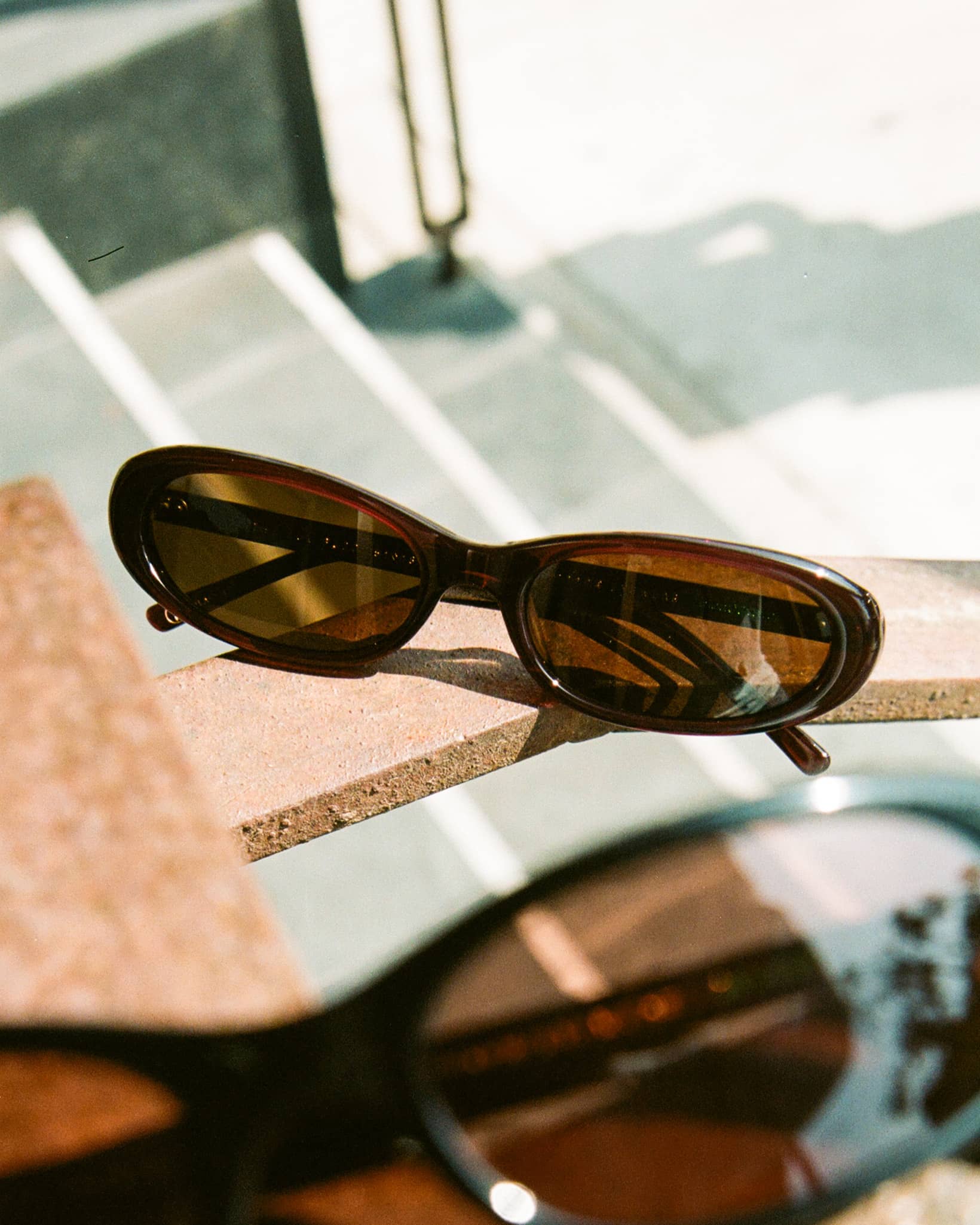 -The Luv Buzz - Midnight Plum Bio Polarized-7
