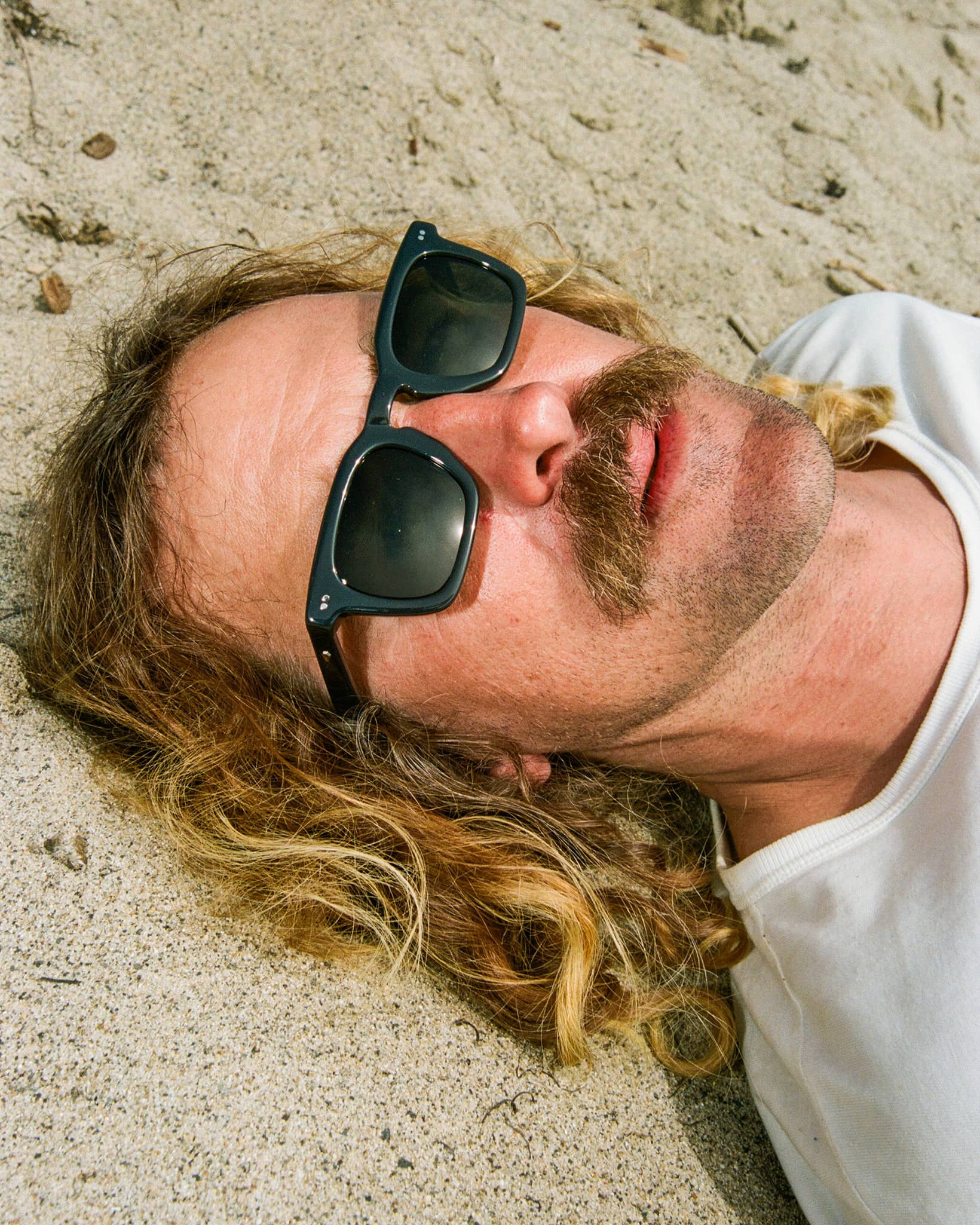 -The Radio Haze - Off Black Bio Polarized-3