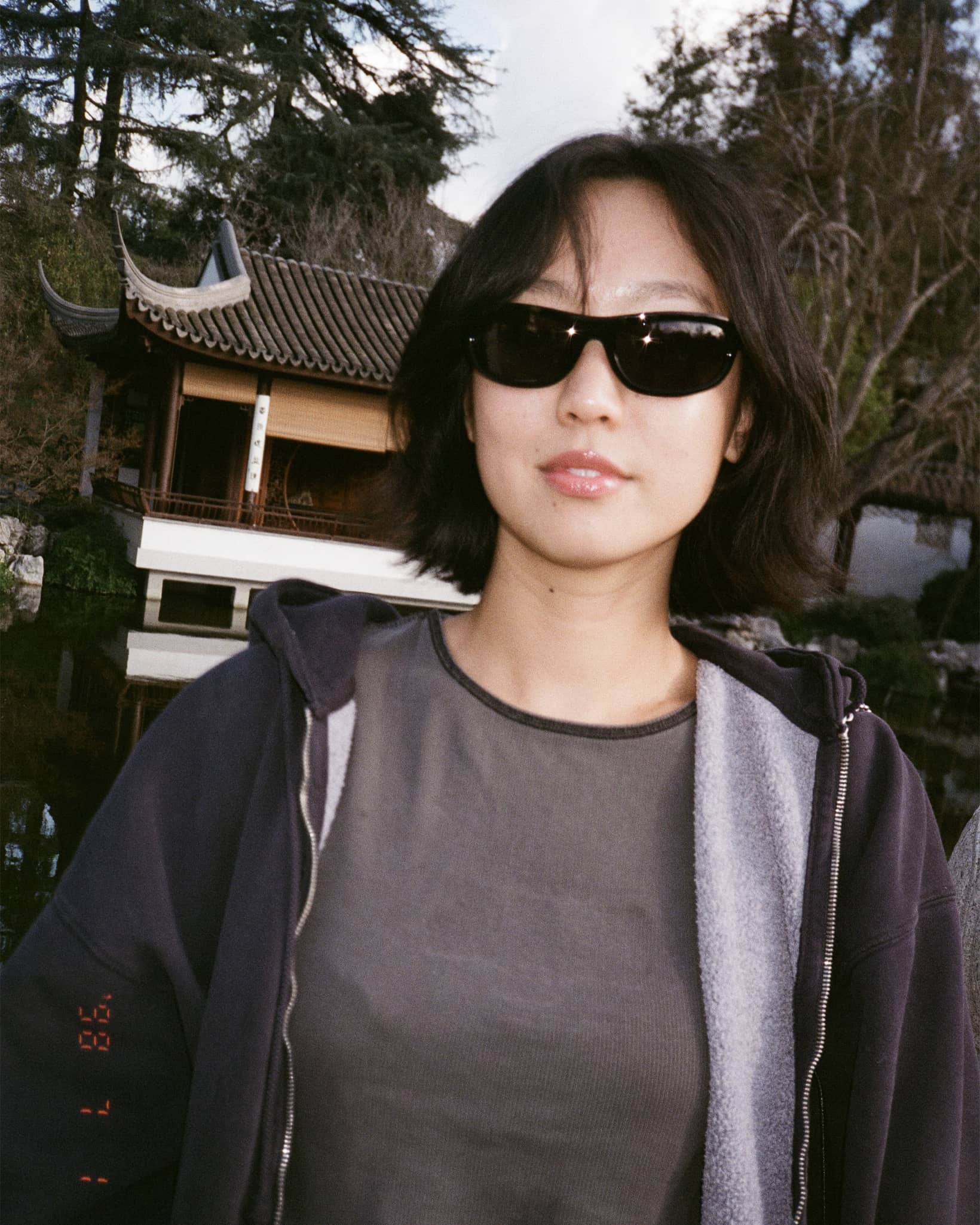 -The Chaos Vault - Black Bio Polarized-5